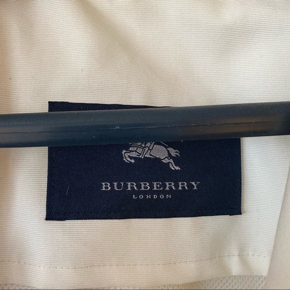 Burberry white cotton jacket - size medium - Picture 3 of 6